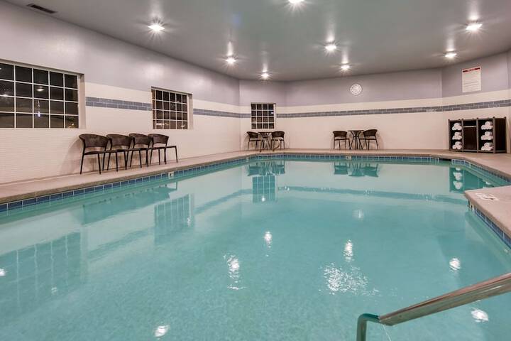 Pool 2 of 25
