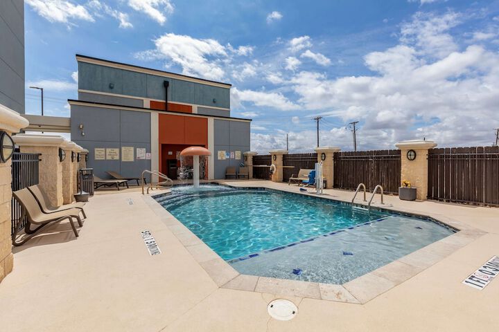 Best Western Plus North Odessa Inn & Suites