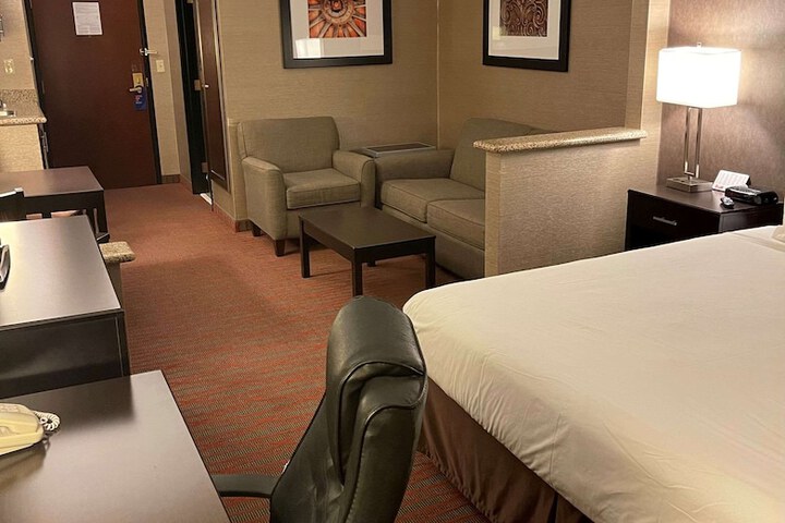 Country Inn & Suites by Radisson Garden City, KS