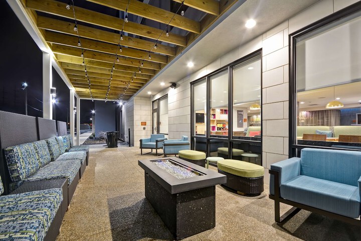 Terrace/Patio 36 of 38