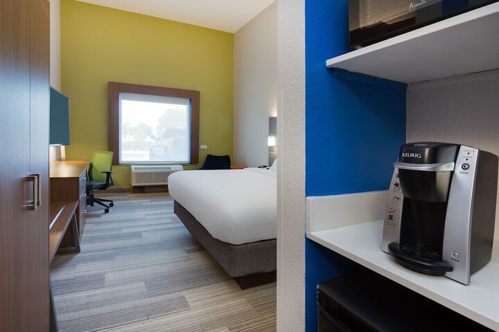 Room 16 of 57