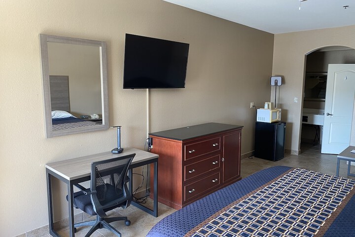 Room 54 of 94