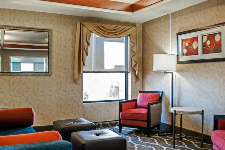 Quality Inn & Suites near St. Louis and I-255