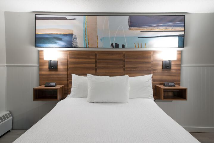 Coast Dawson Creek Hotel