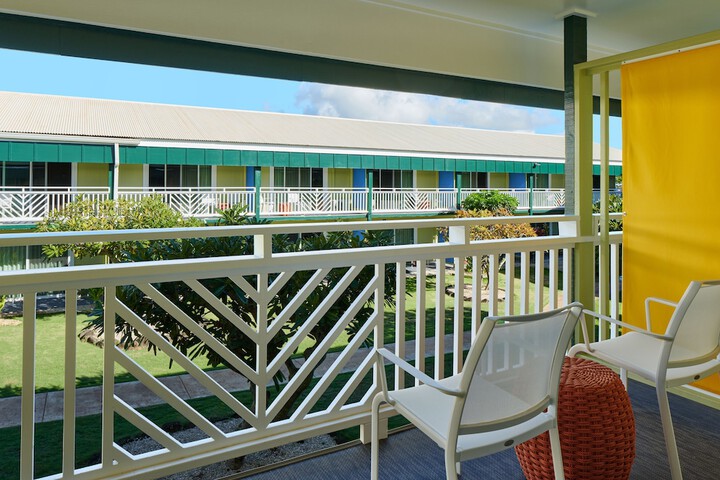 Hotel Exterior 73 of 81