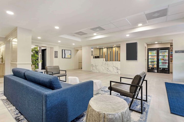 Best Western Plus Sugar Land / Stafford