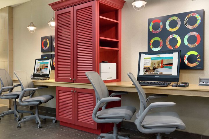 Business Center 45 of 45