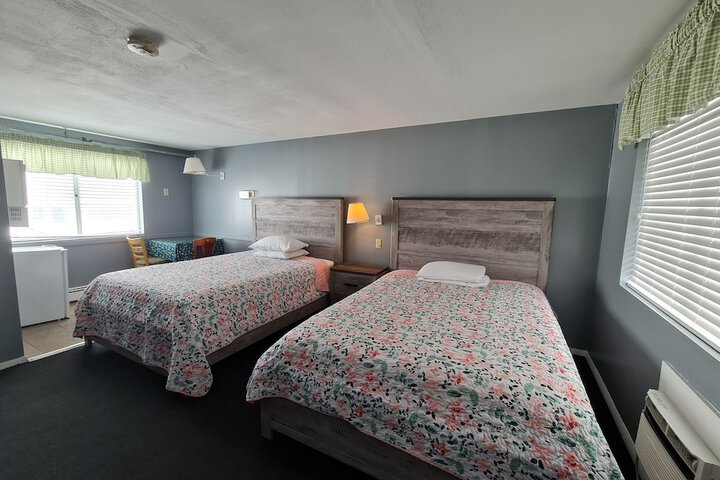 Room 13 of 27