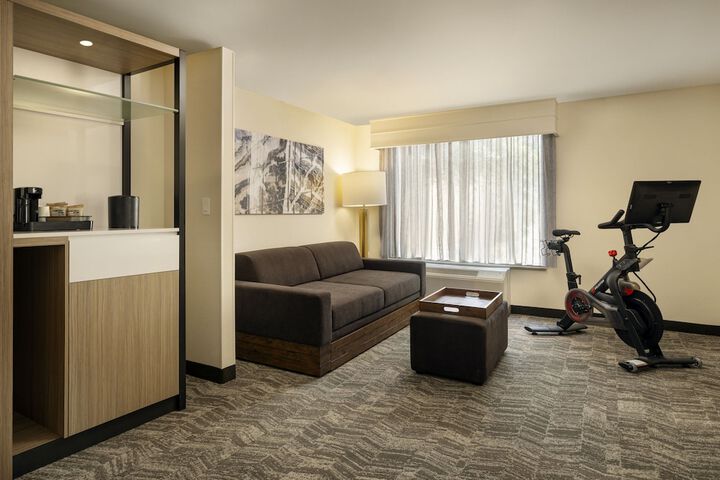 Room 18 of 39