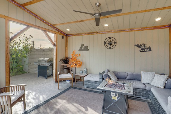 Game Room + Hot Tub: Salt Lake City Area Apt