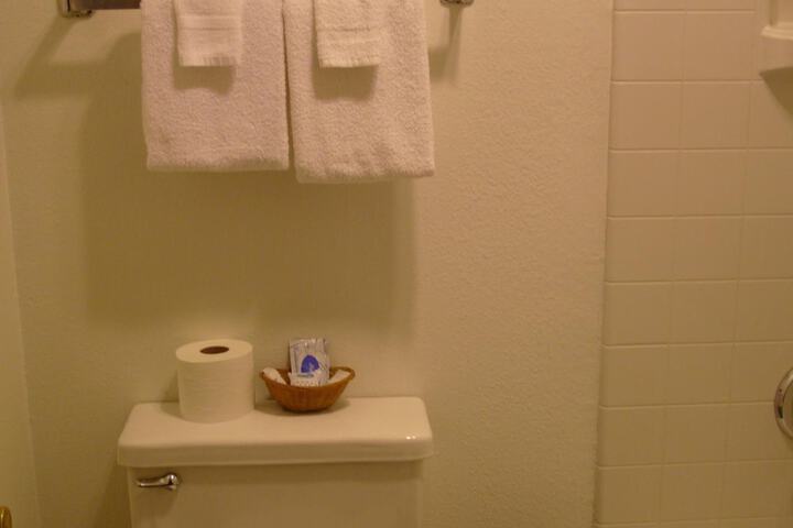 Room 14 of 35