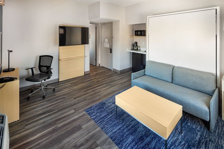 Room 19 of 75