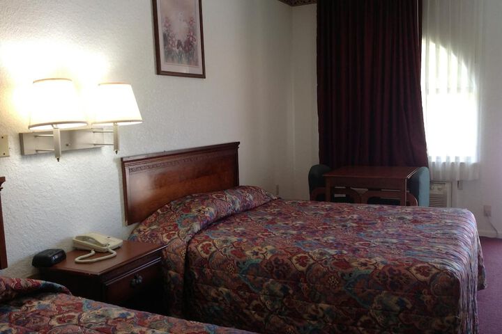 Room 25 of 30