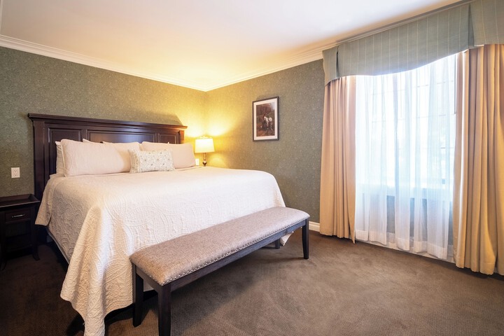 Room 56 of 187