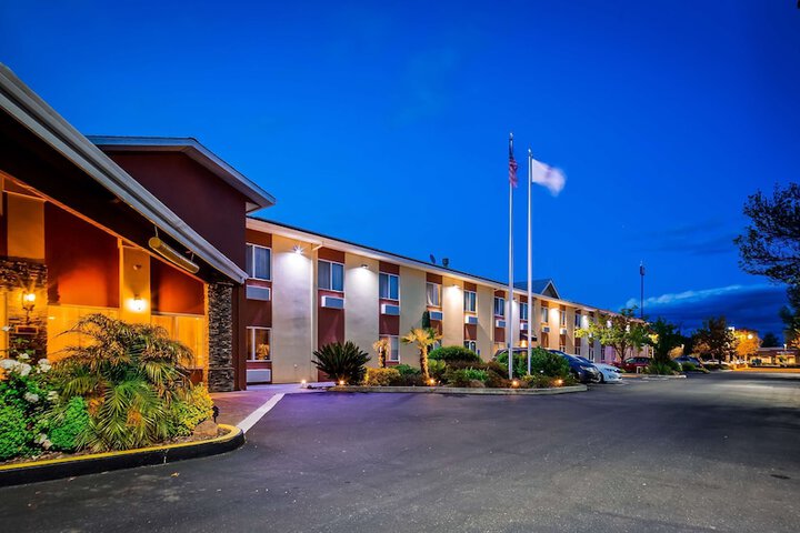 Hotel 3 of 18