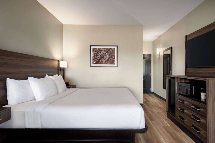 Room 45 of 63