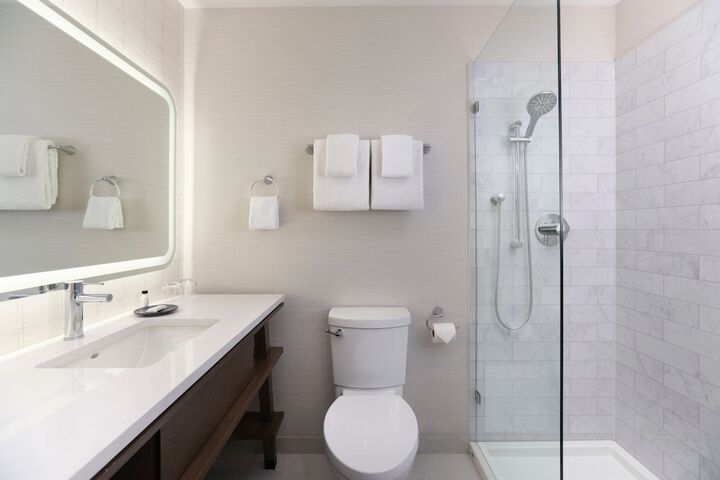 Delta Hotels by Marriott Grand Okanagan Resort