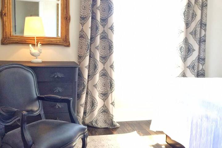 Room 17 of 22