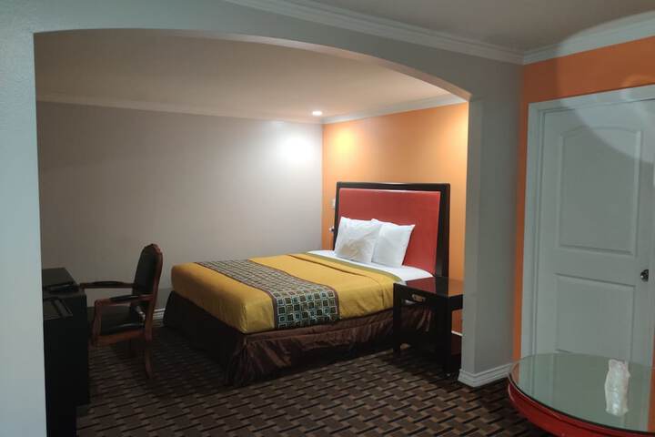 Room 23 of 51
