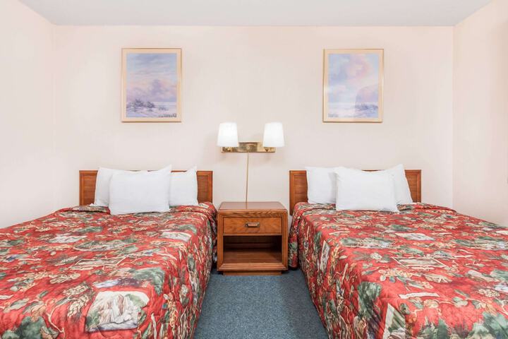 Room 7 of 15