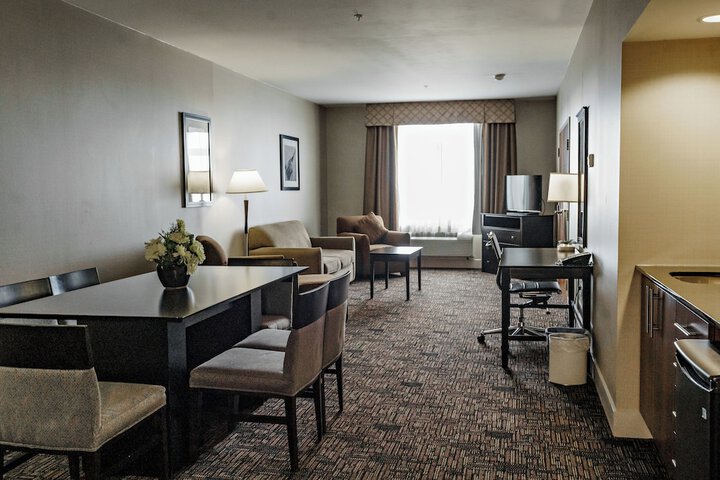 Room 26 of 48