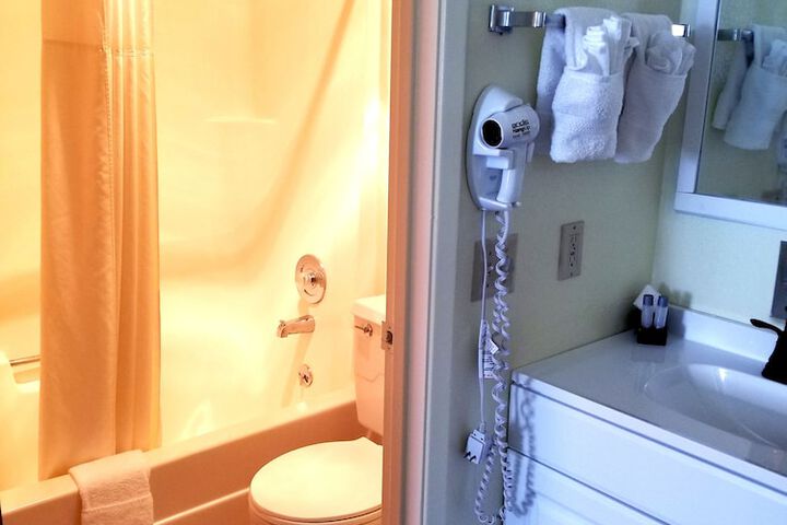 Room 31 of 39
