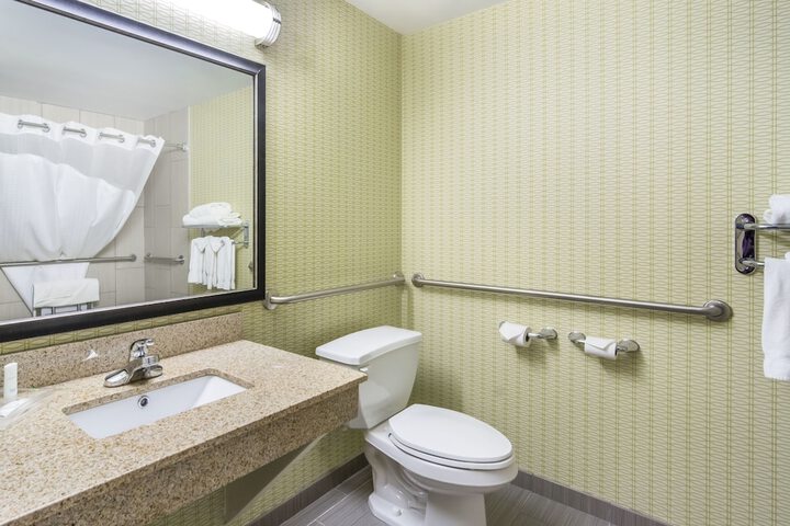 Room 32 of 56