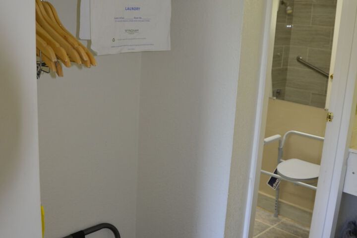 Room 70 of 75