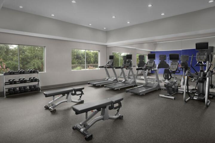 Holiday Inn Express & Suites Birmingham North - Fultondale by IHG