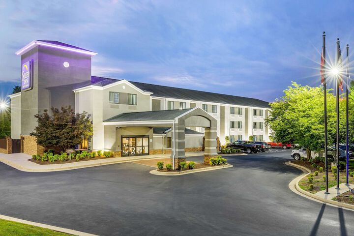 Hotel 4 of 46