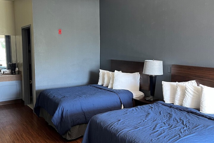 Room 38 of 101