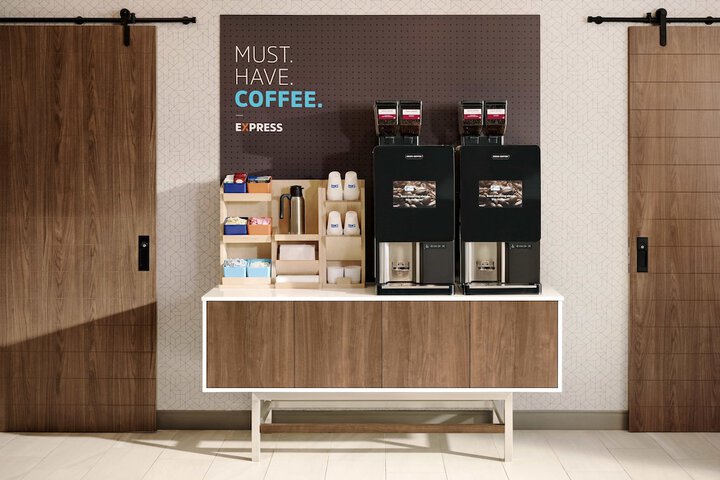 Holiday Inn Express & Suites Aurora - Naperville by IHG