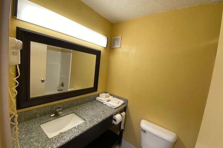 Room 14 of 19