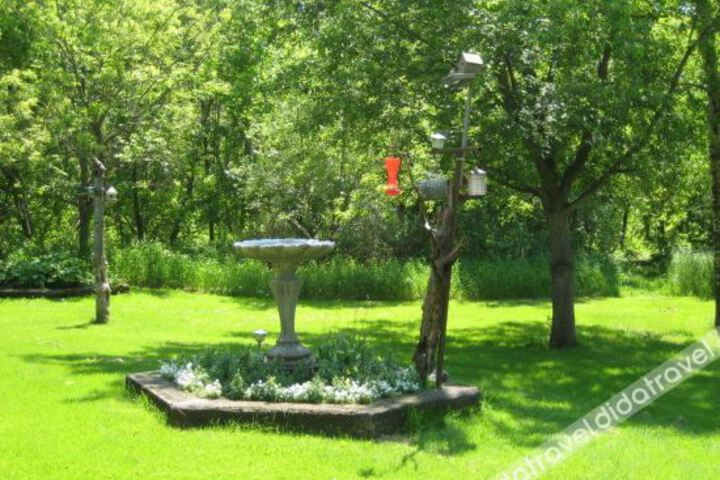 Chickadee Lane Bed & Breakfast