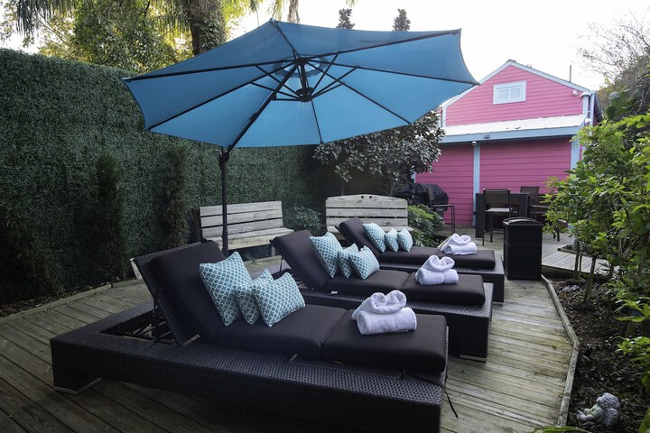 Sundeck 30 of 34