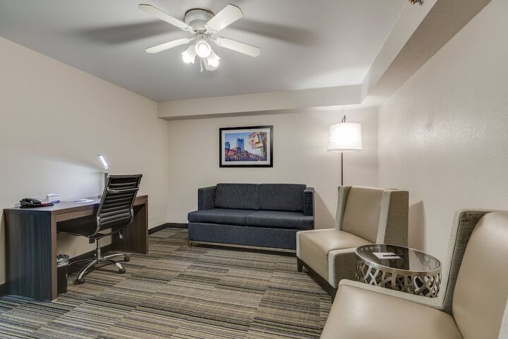 Room 40 of 59