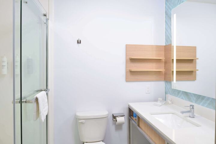Room 26 of 50
