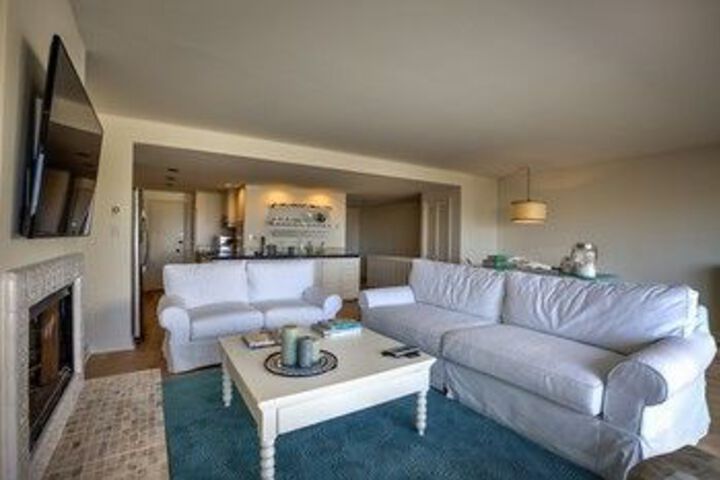 Modern 3Br Malibu Condo Pool Ocean Views Minutes to Beaches by RedAwni