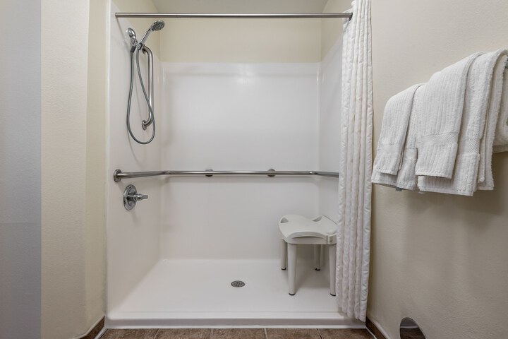 Candlewood Suites Washington Dulles Sterling by IHG