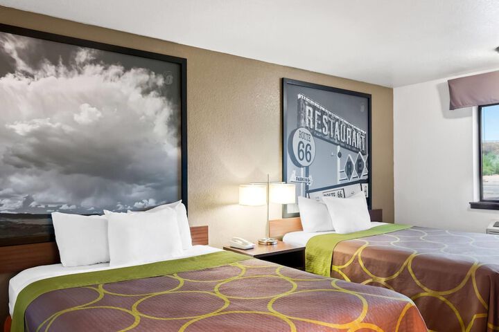 Super 8 by Wyndham Santa Rosa