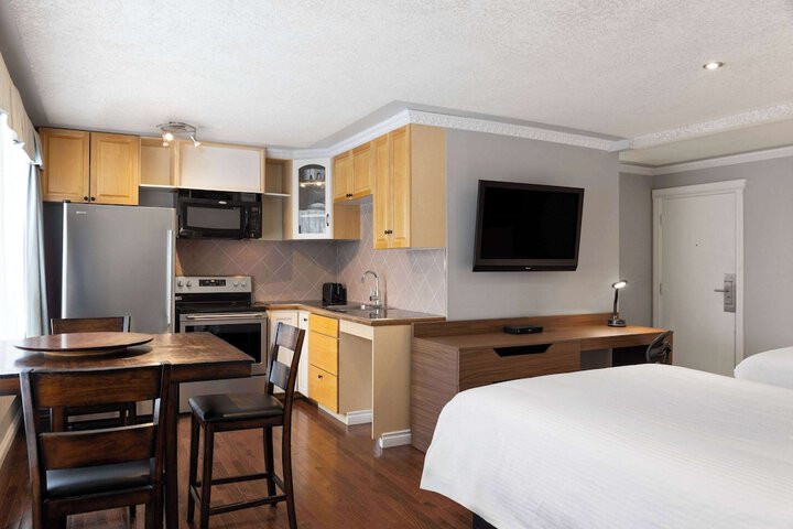Room 42 of 53