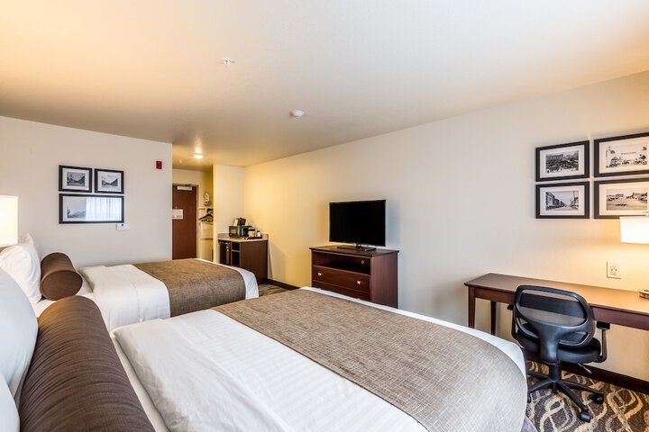 Room 15 of 36
