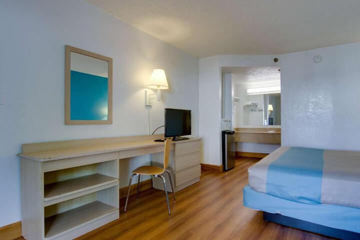 Motel 6-Atlanta GA