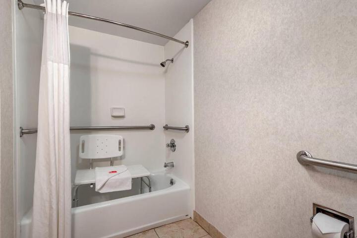 Econo Lodge Broken Arrow