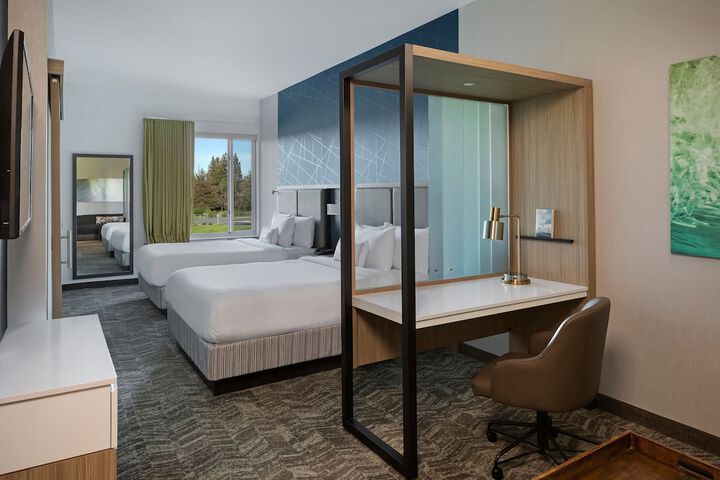 Room 33 of 54