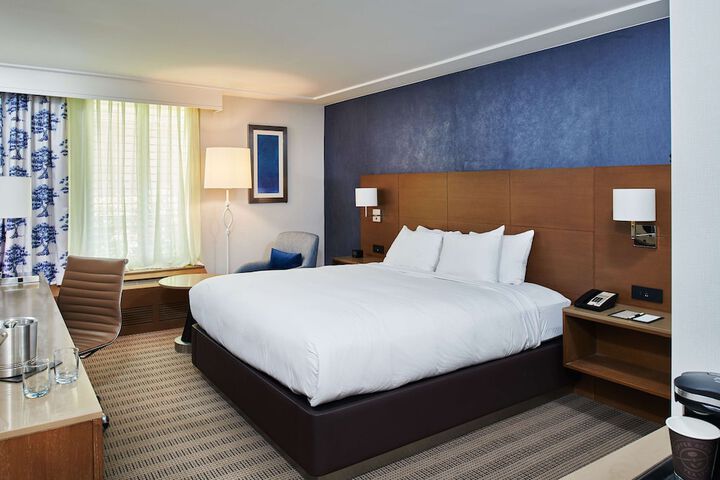 DoubleTree by Hilton Torrance - South Bay