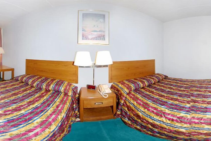 Room 17 of 24