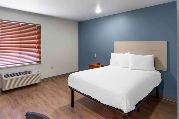 Room 14 of 25