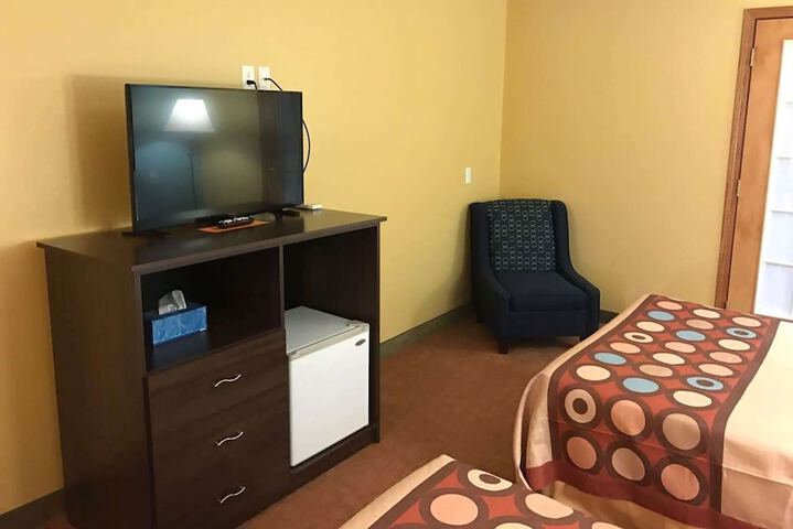 Room 15 of 20