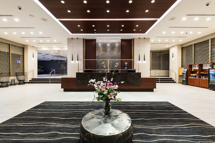 Hotel 4 of 51